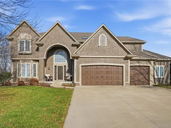 707 NE Sundance Trl, Lees Summit, MO 64086