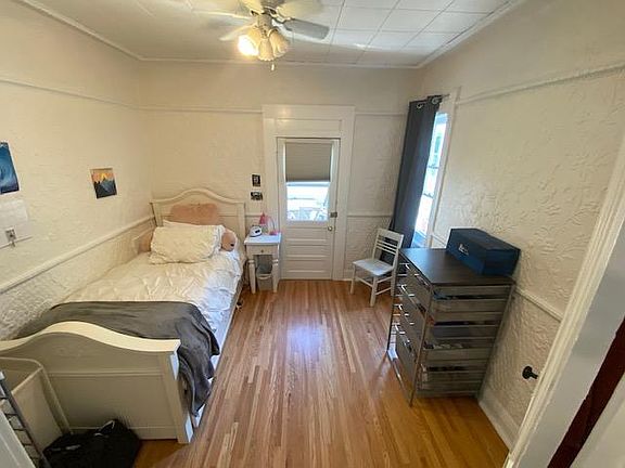 2nd image of 700 Spruce St