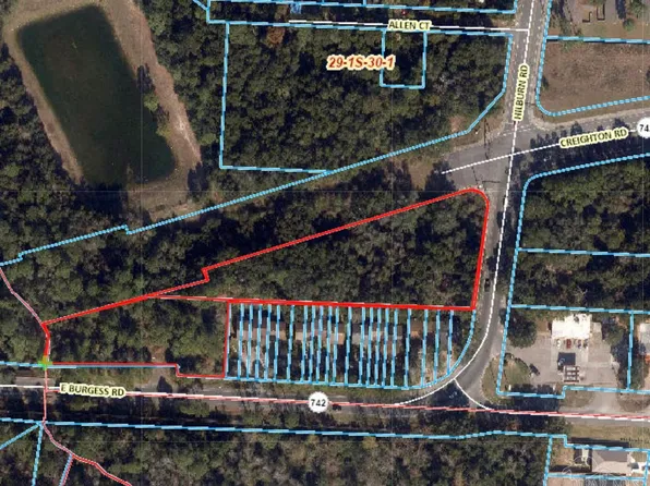 6013 Hilburn Rd, Pensacola, FL 32504