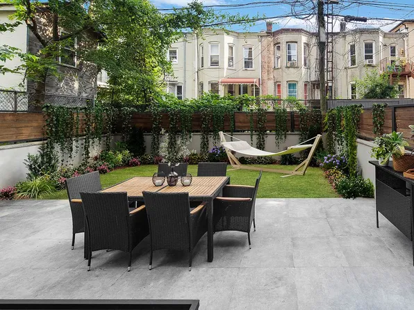 322 Lincoln Rd #1A, Brooklyn, NY 11225