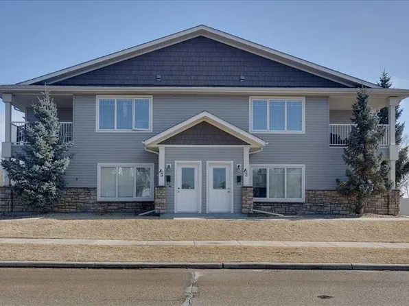 99 W Pioneer Way #A2, Blackfalds, AB T4M 0C8