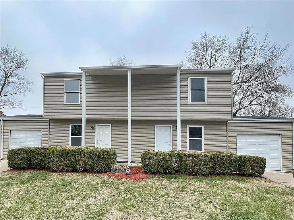 3 bed, 1624 sqft, $1,900 — Photo 1