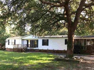 28 Porpoise Ct, Pawleys Island, SC 29585