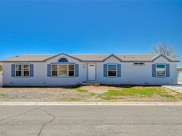 235 Tres Lobos Ave, Overton, NV 89040