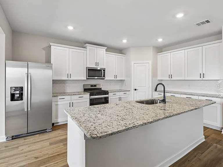 3202 Bolt Rope Dr — Photo 6
