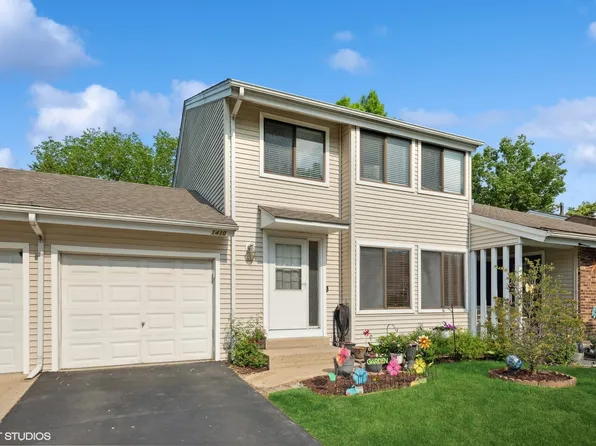 1410 N Whispering Springs Cir, Palatine, IL 60074