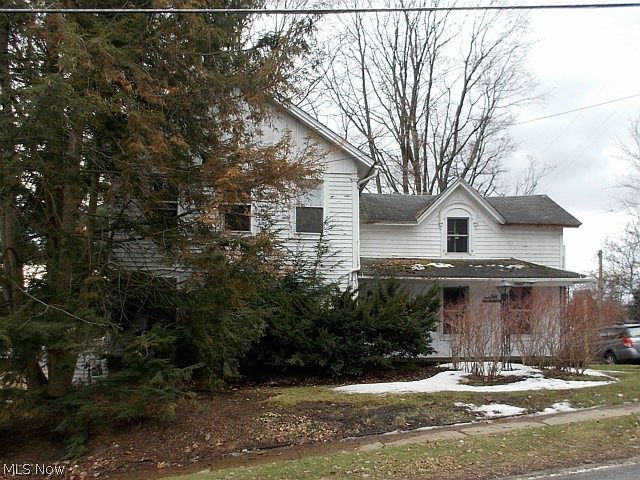 1st image of 4732 E High St