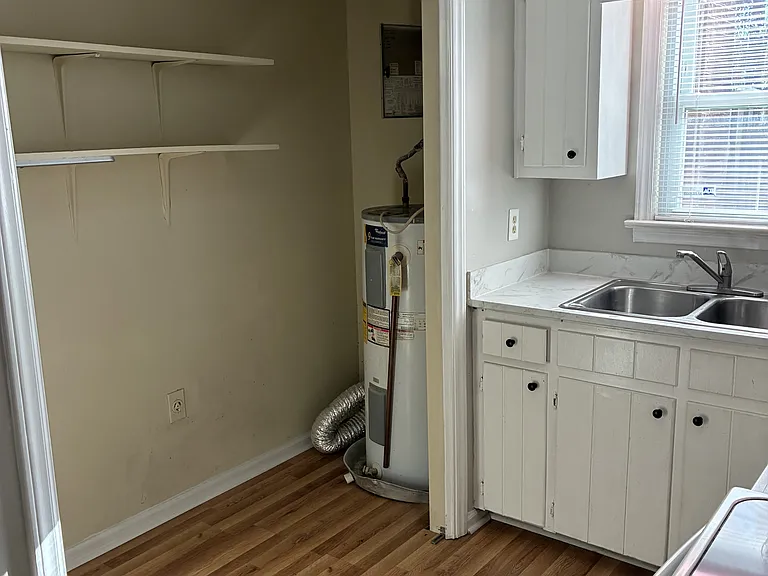 114 B Concord Dr #1 — Photo 9