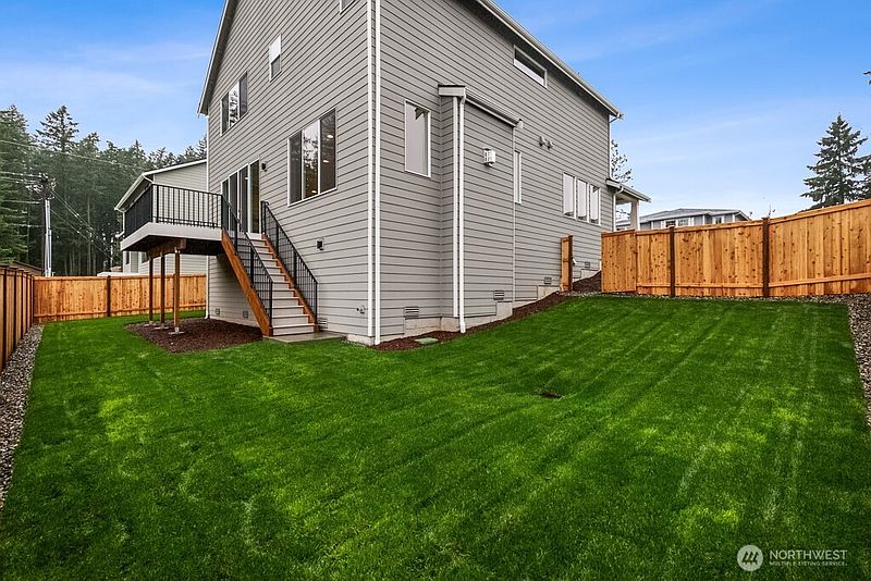4th image of 18011 SE 250th Place #2