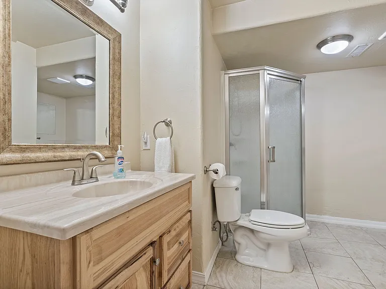 4126 Hayes Ave — Photo 21