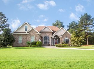 752 Worthington Cir, Fort Valley, GA 31030