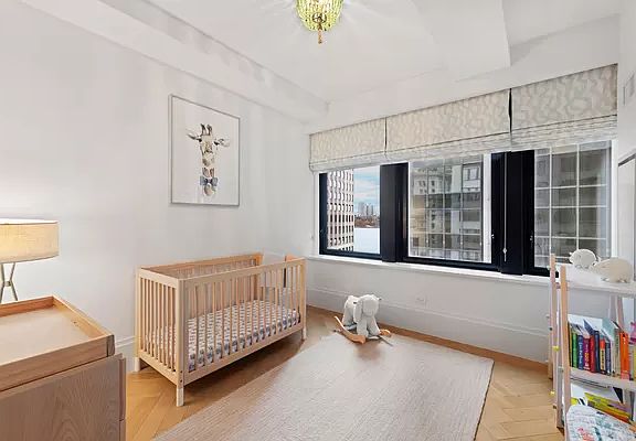 4th image of 101 Wall St #10C