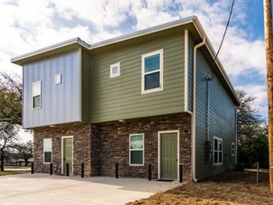 1st image of 105 Wells Park #B