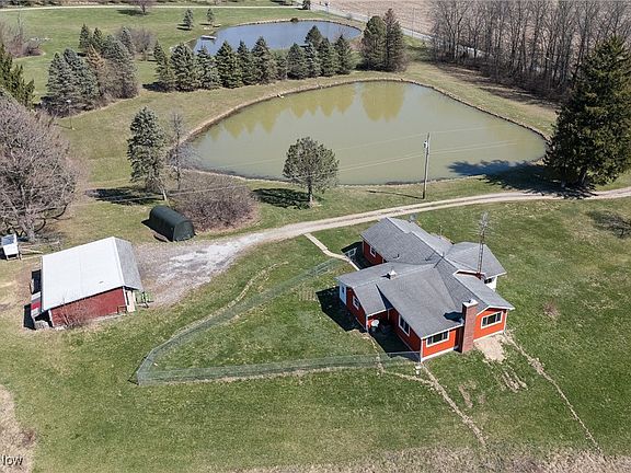 2nd image of 1218 Township Road 593