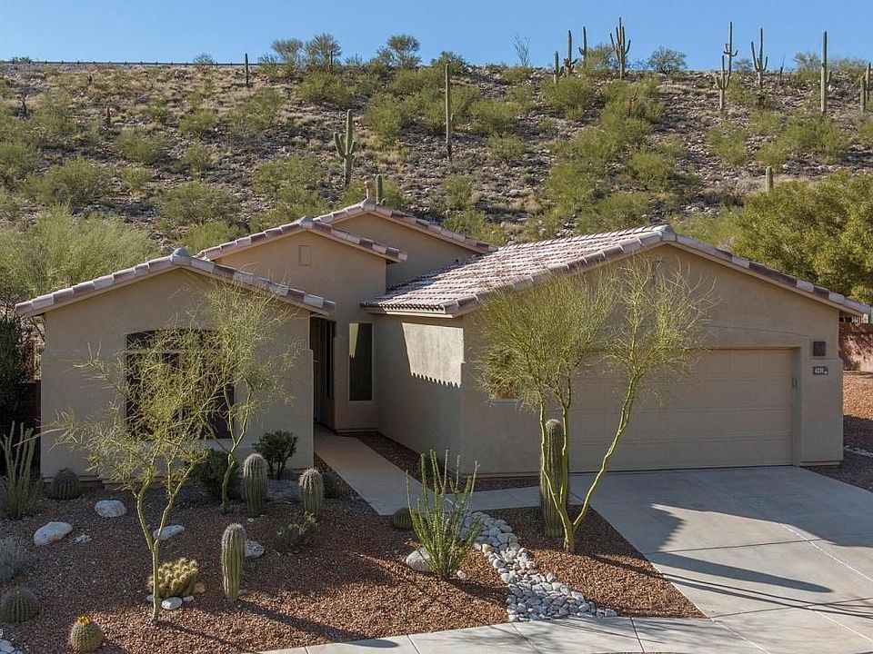 1st image of 4231 N Sunset Cliff Dr
