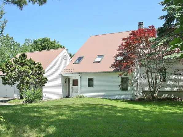 14 Tolman Road, Rockland, ME 04841