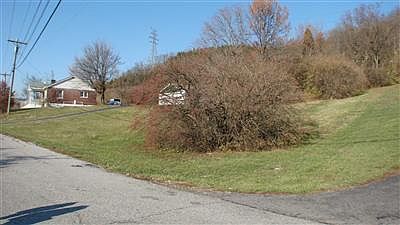 3rd image of 1143 Steffen Ln