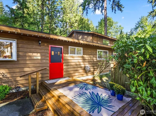 1910 220th Avenue SE, Sammamish, WA 98075