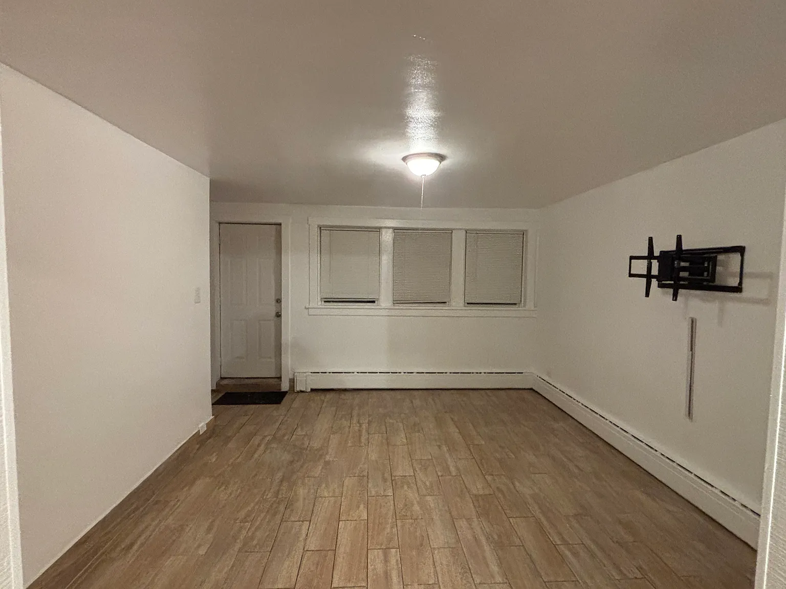 2 bed, $1,700 — Photo 2