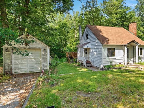 5th image of 48 Waterman Lake Dr