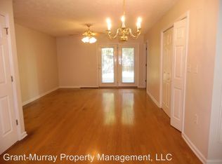 305 Hinsdale Ave APT 104, Fayetteville, NC 28305