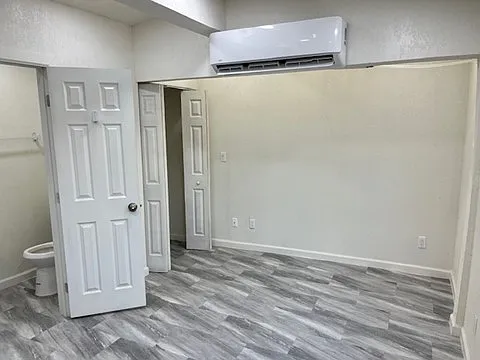 Studio, 750 sqft, $900 — Photo 2