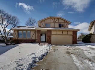 8715 Drexel Cir, Ralston, NE 68127