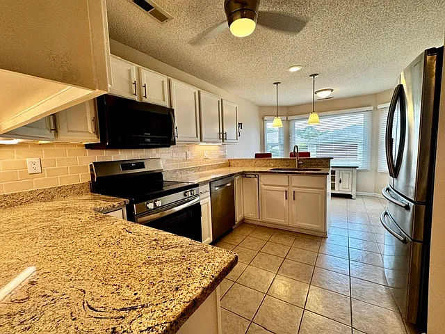 102 Widgeon Cir — Photo 4