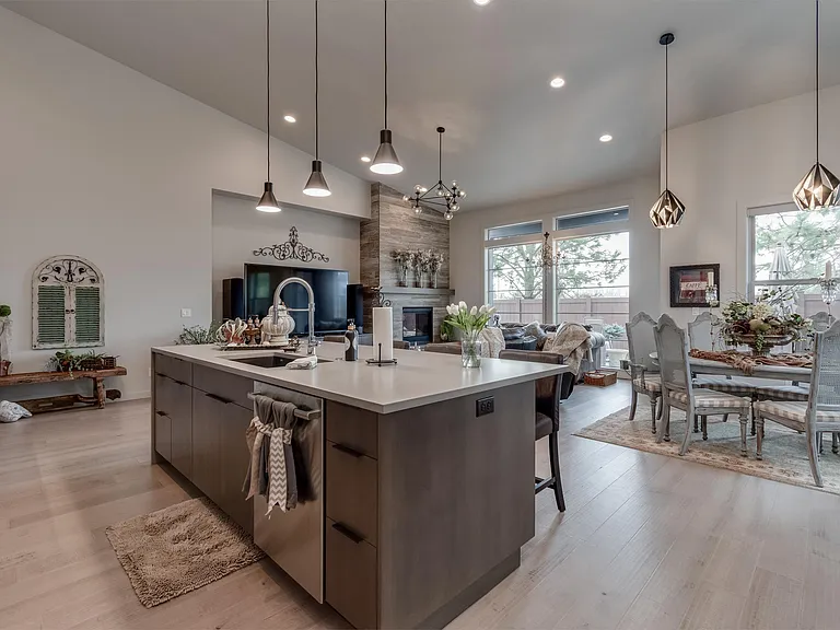 3851 W Crossley Dr — Photo 13
