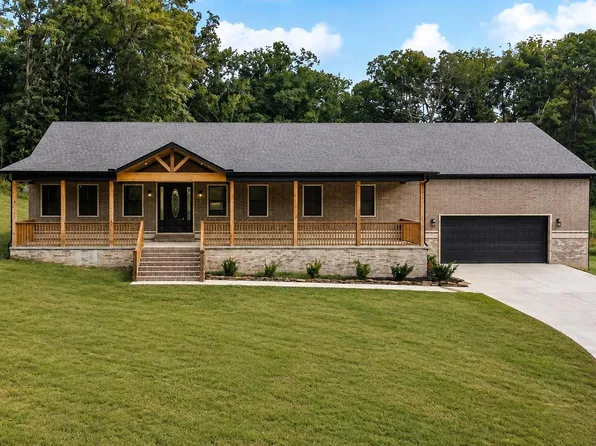7000 Rolling Manor Dr, Benton, AR 72019