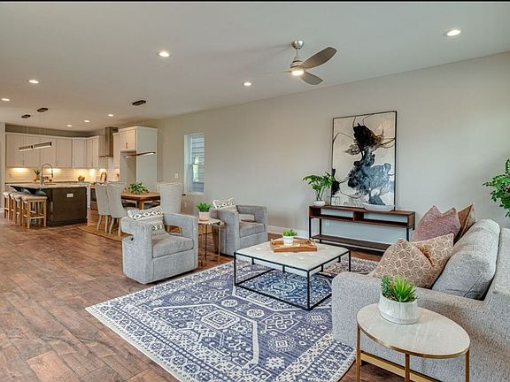 2nd image of 1201 Walsh St