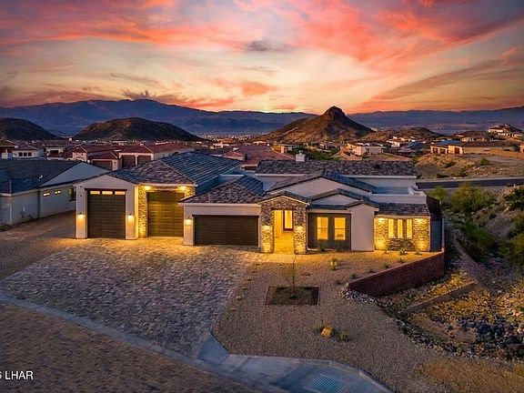 2nd image of 3045 Camino De La Enclave