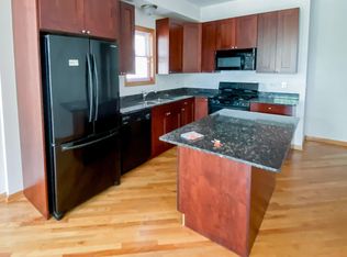 2510 N Southport Ave #1E, Chicago, IL 60614