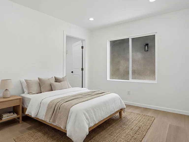 4747 Pixie Ave #1 — Photo 12