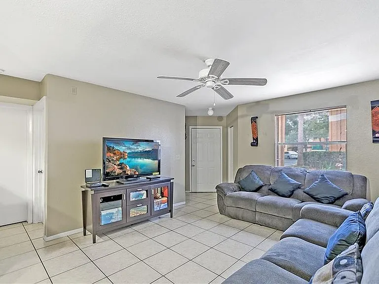 3024 Parkway Blvd #107 — Photo 1