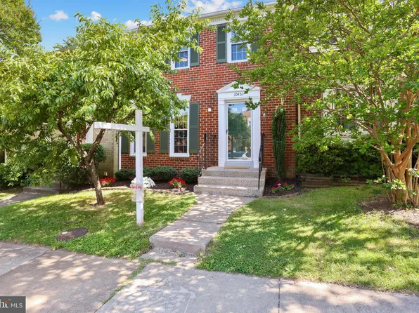 10431 Red Granite Ter, Oakton, VA 22124