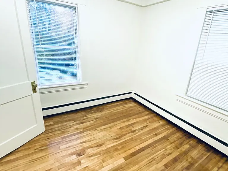 38 Water St — Photo 41