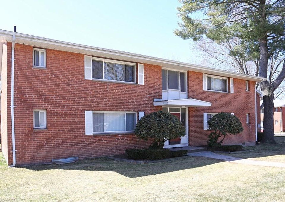 2nd image of 1271 Burnside Ave APT D