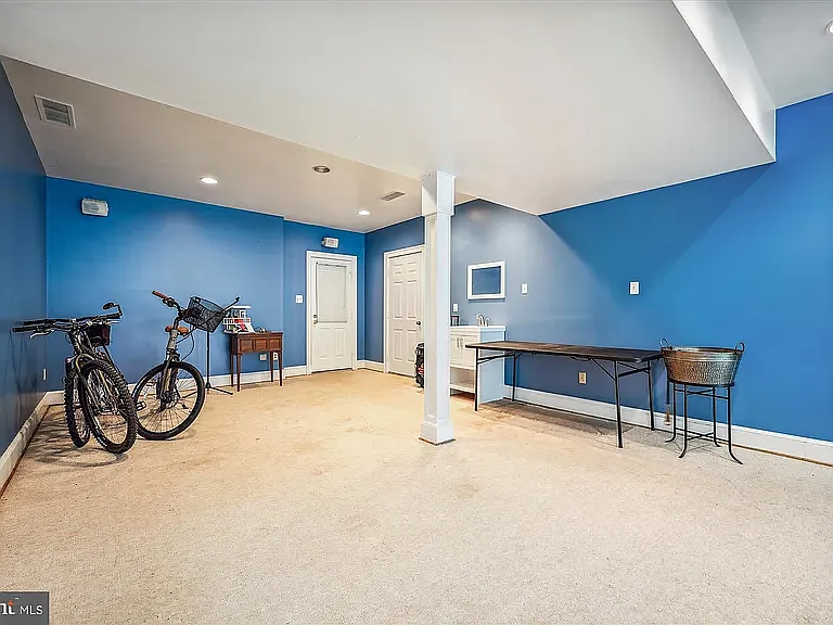 14708 Westbury Rd — Photo 20