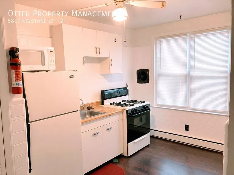 5817 Keystone St #2L — Photo 8