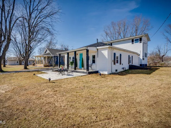 1705 E Millard St, Johnson City, TN 37601