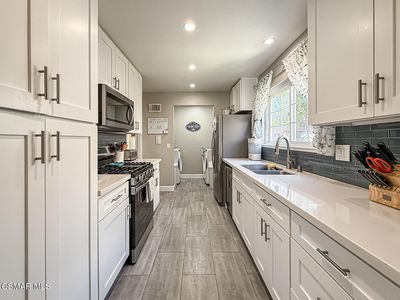 2448 Stow St, Simi Valley, CA, 93063