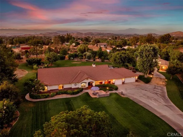 17320 High Country Cir, Perris, CA 92570