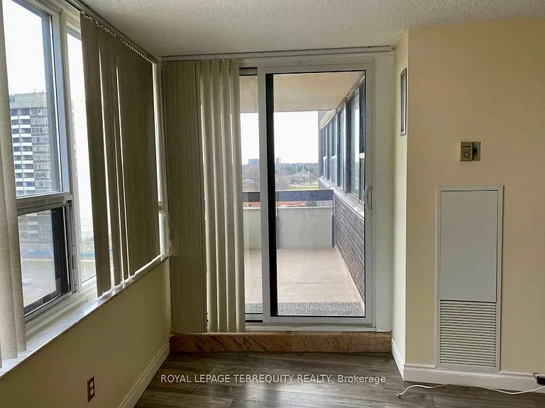 45 Huntingdale Blvd #806 — Photo 6