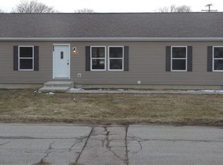 521 N Morgan St, Mentone, IN