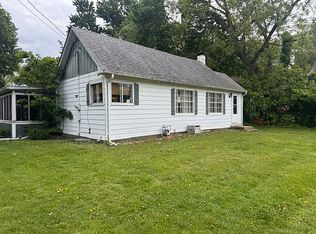 162 Grant St, Seneca, IL 61360