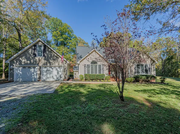 302 Jordan Creek Dr, Burlington, NC 27217