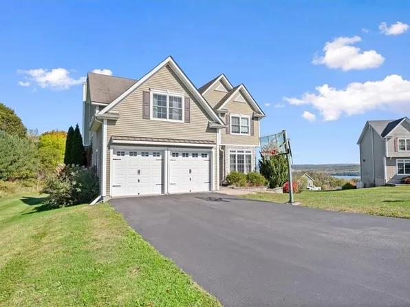 5 Summit Drive, Marlboro, NY 12542