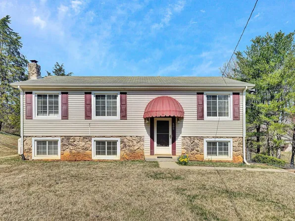 505 Sweeney Cir, Forest, VA 24551