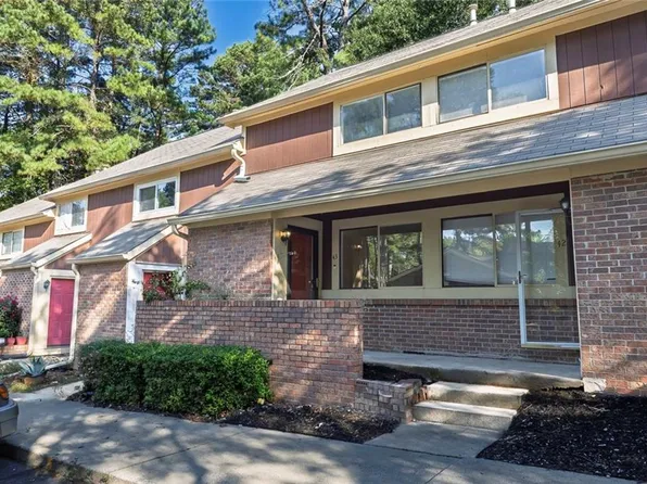 43 Country Place Ct, Alpharetta, GA 30005